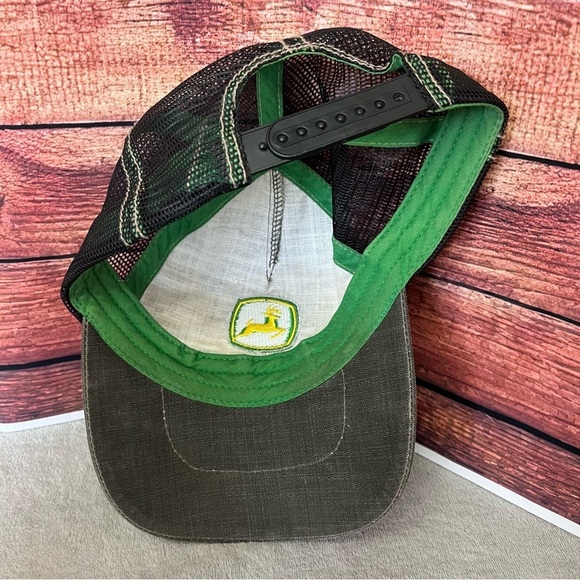 John Deere Dark Grey Mesh Snapback OS Hat Cap Unisex - Picture 7 of 12